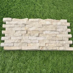 Parement en pierre naturel marbre brut crème-Wanda Collection Outlet