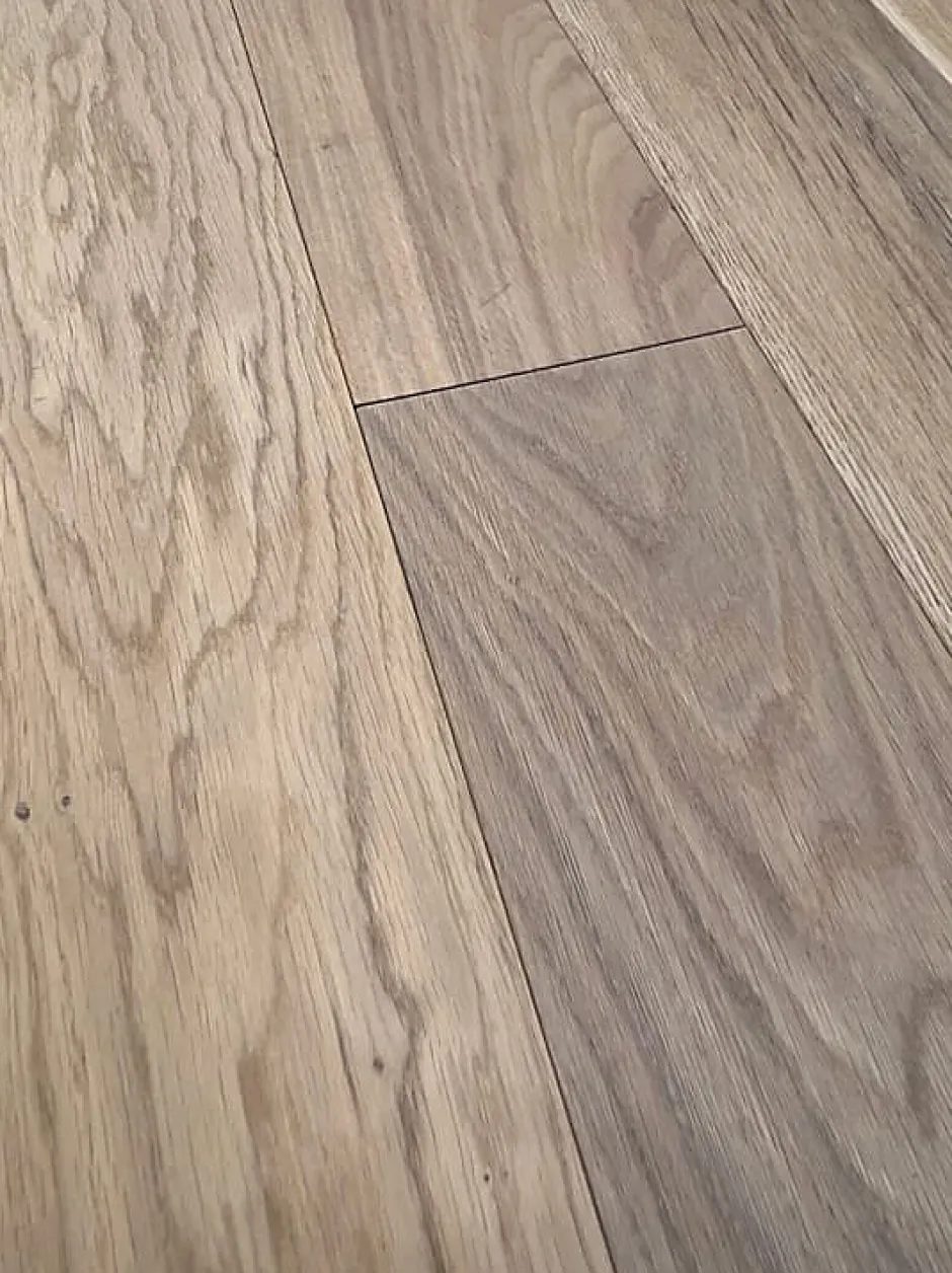 Premibel Parquet Parquet Chêne contrecollé verni brossé rustique invisible Garden 150x14mm - Longueurs Variables - 4mm de couche d'usure -