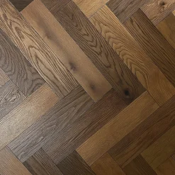 Wood And Cotta Parquet contrecollé Chêne naturel - Bâton rompu - Huilé - Fumé foncé - 610x122x15mm