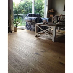 Parquet en chêne contrecollé LOUNA-Aelle Carrelage Outlet