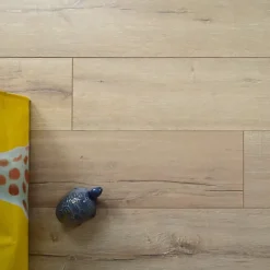 Parquet flottant Stratifié - KronoSwiss Noblesse V4 - Chêne Lugano 5G - Paquet de 2,131 m²-Décoweb Sale