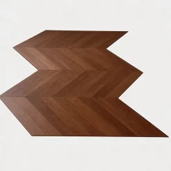 Parquet massif chêne français, Point de Hongrie / Chevron 600x120x15 mm, Teinte foncée Élégante --Dileci Online