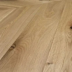 Parquet Point de Hongrie Chêne contrecollé verni brossé Rustique Naturel Manchester 125x15X780mm - 4mm de couche d'usure-Premibel Parquet