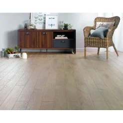 Eiffel art construction Parquet stratifié 8 mm CHENE AMANDE - OSMOZE