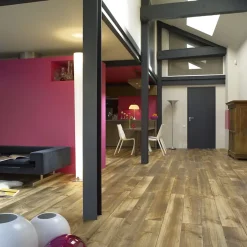 Plancher massif à clouer pin maritime coloris miel l. 17 x ép.2,1 cm- Hot