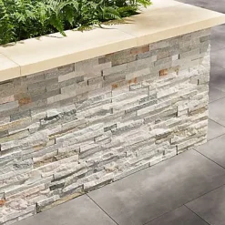 Plaquette de parement Slim 2 pierre naturelle beige rosé (vendue au carton)- Sale