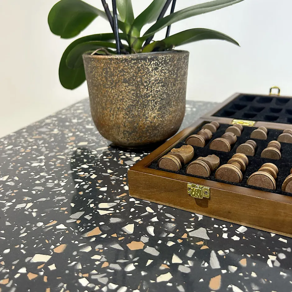 Plateau 90x90 decor terrazzo black chip chants laiton --Restootab Hot