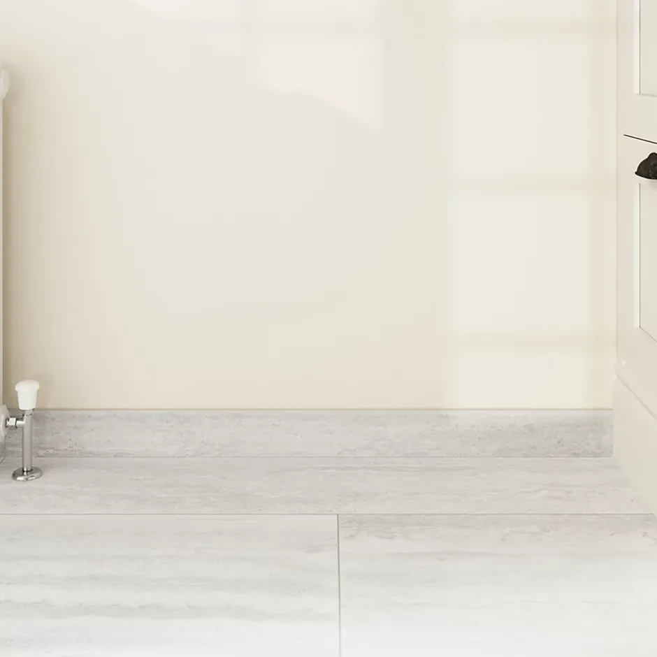 GoodHome Plinthe carrelage gris effet pierre L.60 x l.7,5 cm x ép.9 mm, Kyat