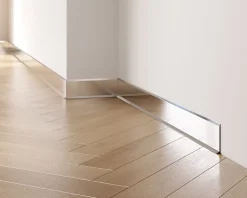 Plinthe décorative pour mur F Argent poli - 80mm x 2700mm x 0,65 ep.-Ilcom Hot