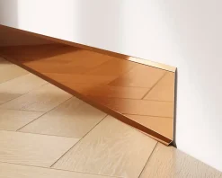 Ilcom Plinthe décorative pour mur F Cuivre poli - 100mm x 2700mm x 0,65 ep.