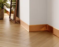 Ilcom Plinthe décorative pour mur F Cuivre satiné - 80mm x 2700mm x 0,65 ep.