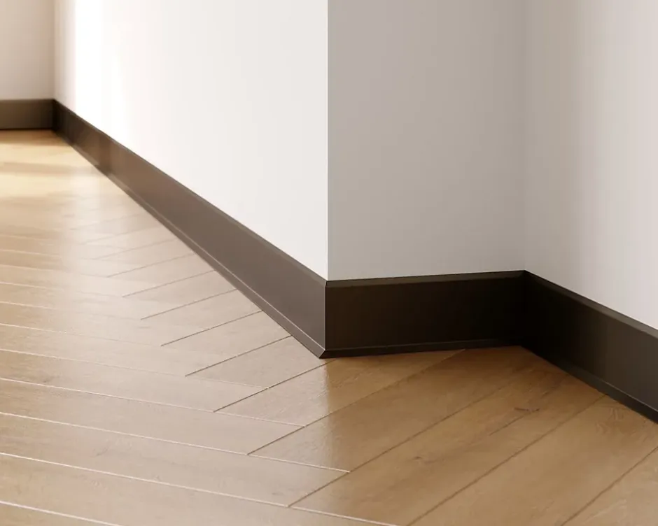 Plinthe décorative pour mur F Noir mat - 100mm x 2700mm x 0,65 ep.-Ilcom Clearance