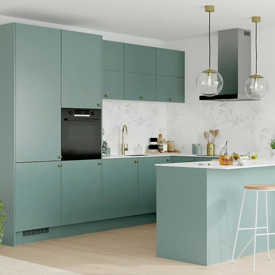 Plinthe de cuisine Stevia vert H. 15 x l. 240 x Ep. 1,6 cm-GoodHome Clearance