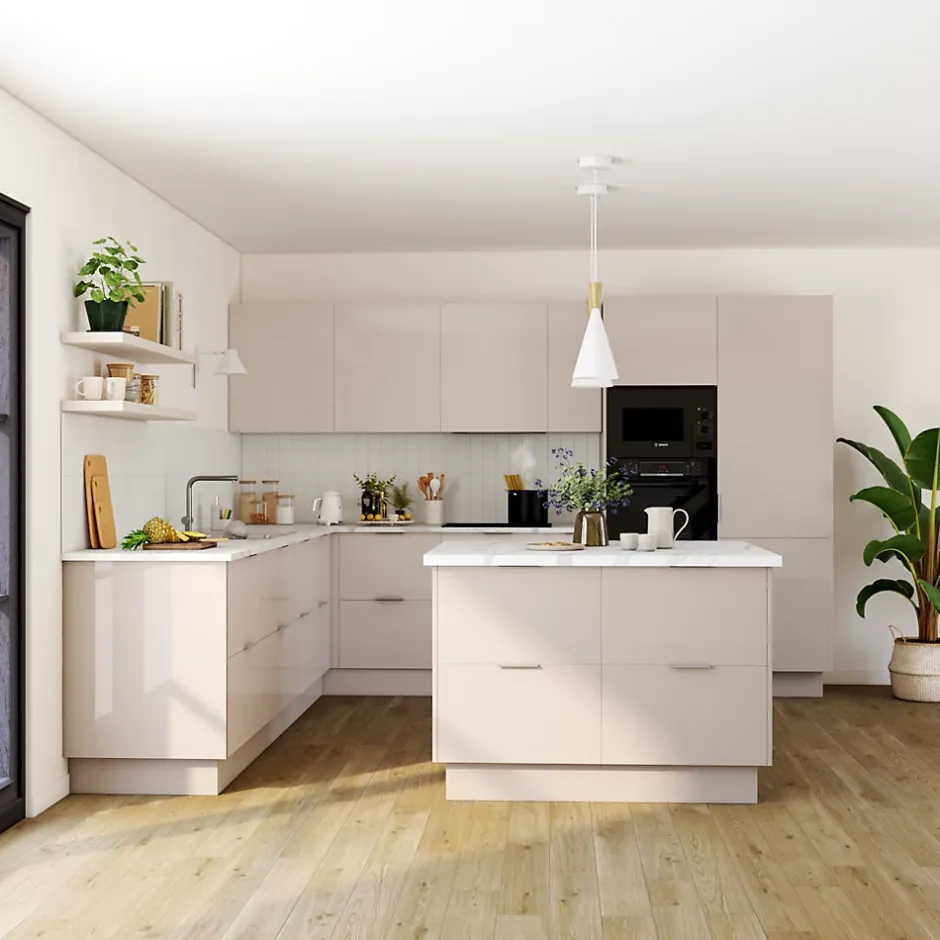 Palma Plinthe de cuisine cachemire brillant H.15 x l.240 x Ep.1,8 cm