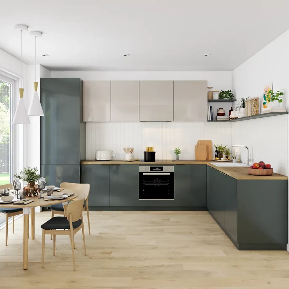 Palma Plinthe de cuisine cachemire brillant H.15 x l.240 x Ep.1,8 cm