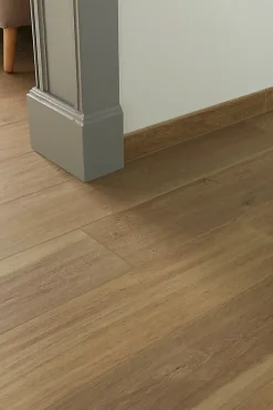 Plinthe en carrelage effet bois brut naturel L.60 x l.8 cm x ép.9 mm, Rustic Wood-GoodHome Sale