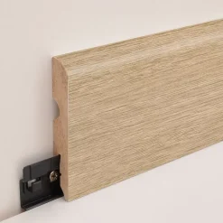 Plinthe MDF arrondie, effet chêne , décor 11, H.8 cm x L.220 cm x ép.13 mm ( vendue à la pièce)-GoodHome Clearance