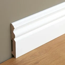 GoodHome Plinthe MDF Blanc 220 x 12 cm Décor 10 (vendue à la pièce)