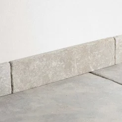 Plinthe Pierre de l'Atlas Gris 40x8x1,5 cm Vieillie (lot de 10 soit 4 mètres) --Ro'Ma Nature Discount