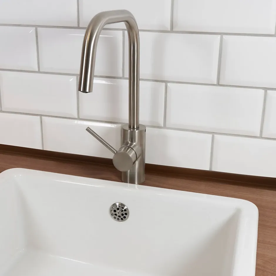 Quest Plinthe Souple Auto-Adhésive en PVC 30x30mm, 15m, Bande Élastique pour Finitions et Étanchéité des Jonctions, crème