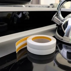 Quest Plinthe Souple Auto-Adhésive en PVC 18x18mm, 15m, Bande Élastique pour Finitions et Étanchéité des Jonctions, gris clair