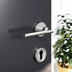 Poignée de porte droit à visser effet chrome satin gris Ø52mm , Jaslo-GoodHome