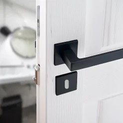 Secury-T Poignées de porte sur rosace noir mat carré - Modèle Nathaly Trou de clé L