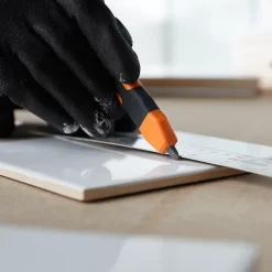 Pointe à tracer 14,5cm orange et noir-Magnusson