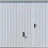 Porte de garage basculante blanc avec portillon droit l.240 x H.200 cm x Ep.20 mm-Spadone Outlet