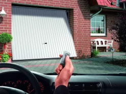 Porte de garage basculante blanc - l.237,5 x h.200 cm - manuelle (pré-montée)-Hormann Clearance