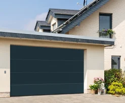 Hormann Porte de garage sectionnelle acier IsoMatic gris anthracite RAL 7016 - l.237,5 x h.200 cm - motorisée