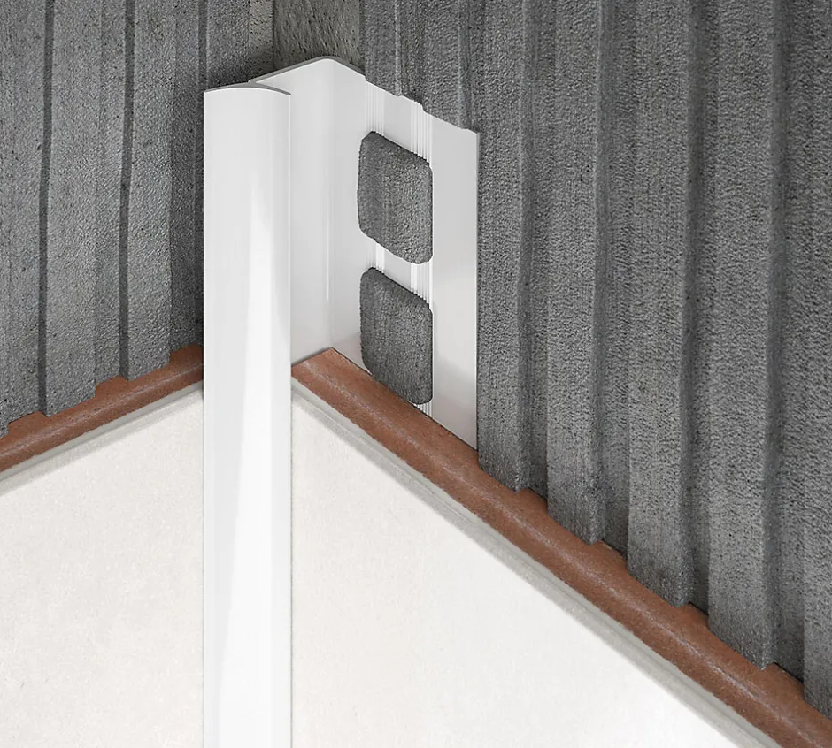 Profilé de carrelage intérieur rond PVC blanc lisse L.2,5m x l.3cm x ep.9mm-Diall Clearance