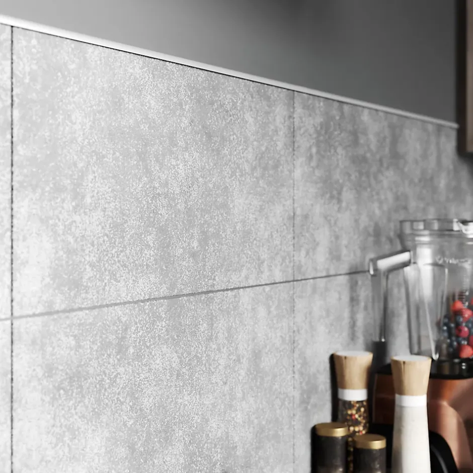 Diall Profilé de carrelage intérieur 1/4 rond PVC anthracite L.2,5m x l.2,7 cm x ep.9mm