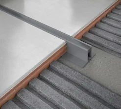 Diall Profilé de dilatation intérieur droit PVC gris lisse 23mmx250cm