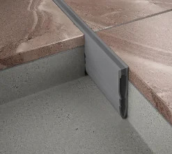 Diall Profilé de dilatation intérieur droit PVC gris lisse 8,5mmx250cm