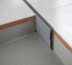 Diall Profilé de dilatation intérieur droit PVC gris lisse 8,5mmx250cm