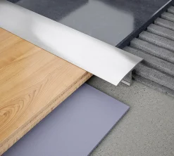 Profilé de transition intérieur droit aluminium effet chromé poli L.2,5m x l.2,6cm x ep.11mm-Diall New