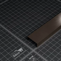 Mon Marché Déco Profilé U Décoratif pour Panneau Tasseau Bois - Gris Foncé - 20 cm