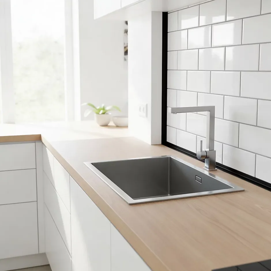 Cornière PVC 20x20 mm de protection et de décoration, baguette d'angle de finition, profilé L, KT, rigide, vert clair, 150 c-Quest Best