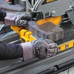 iDual Scie à matériaux filaire 1600 W 250 mm DEWALT D24000-QS