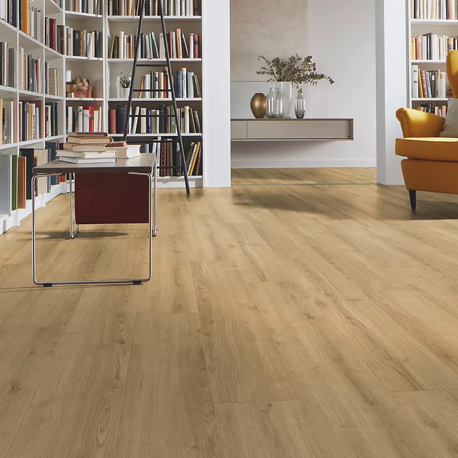 GoodHome Sol stratifié à clipser Amersham coloris naturel 8 mm l.138 x l.19,3 cm