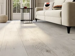 Sol stratifié à clipser effet chêne blanchi AC4 L.138 x l.24.4 cm x 8 mm, Bilston-GoodHome Outlet