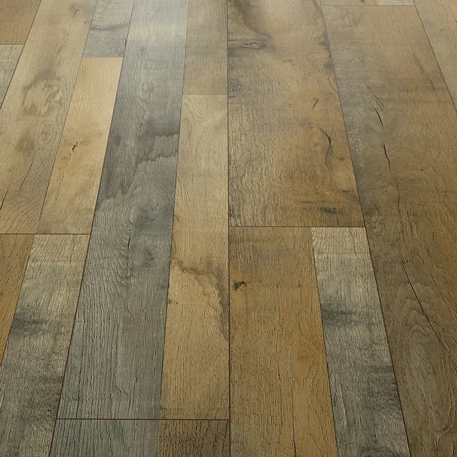 GoodHome Sol stratifié à clisper Barnwood effet chêne structurée L.138.3x19,3 cm Ep.8mm