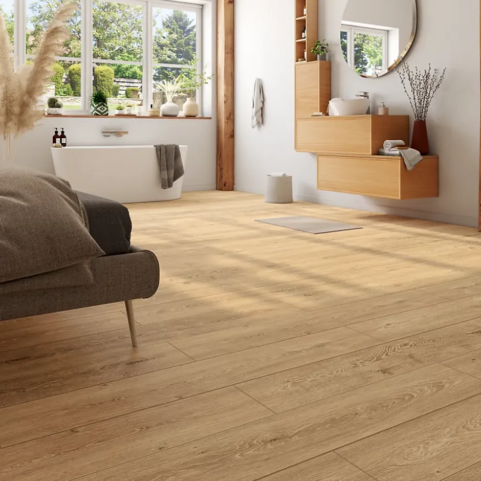 Sol stratifié Alicante , passage extrême AC6, effet chêne miel, L.128,6 cm x l.21,4 cm x ép.10 mm, résistant à l'eau-Homflor Online