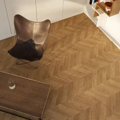 Sol stratifié clipsable Leyton chêne blond 10 mm-GoodHome Sale