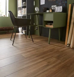 GoodHome Sol stratifié Devonport , passage élevé AC4, effet chêne miel, L.128,6 cm x l.19,4 cm x ép.8 mm