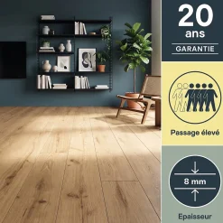 GoodHome Sol stratifié Fleetwood , passage élevé AC4, effet chêne miel, L.138,3 cm x l.19,3 cm x ép.8 mm