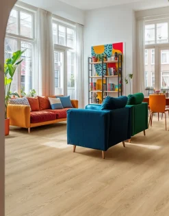 GoodHome Sol stratifié Kingston 2 , passage intense AC5, effet chêne, L.125,7 cm x l.19,2 cm x ép.10 mm, résistant à l'eau