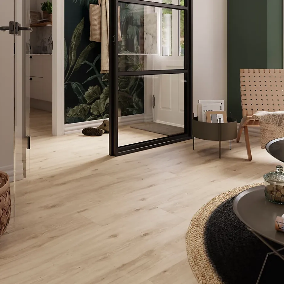 GoodHome Sol stratifié Rowley , passage élevé AC4, effet chêne grisé, L.129,2 cm x l.19,3 cm x ép.8 mm, résistant à l'eau