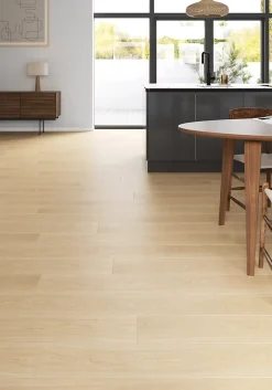 GoodHome Sol stratifié Tadcaster , passage intense AC5, effet chêne blond, L.126,1 cm x l.19,2 cm x ép.10 mm, résistant à l'eau